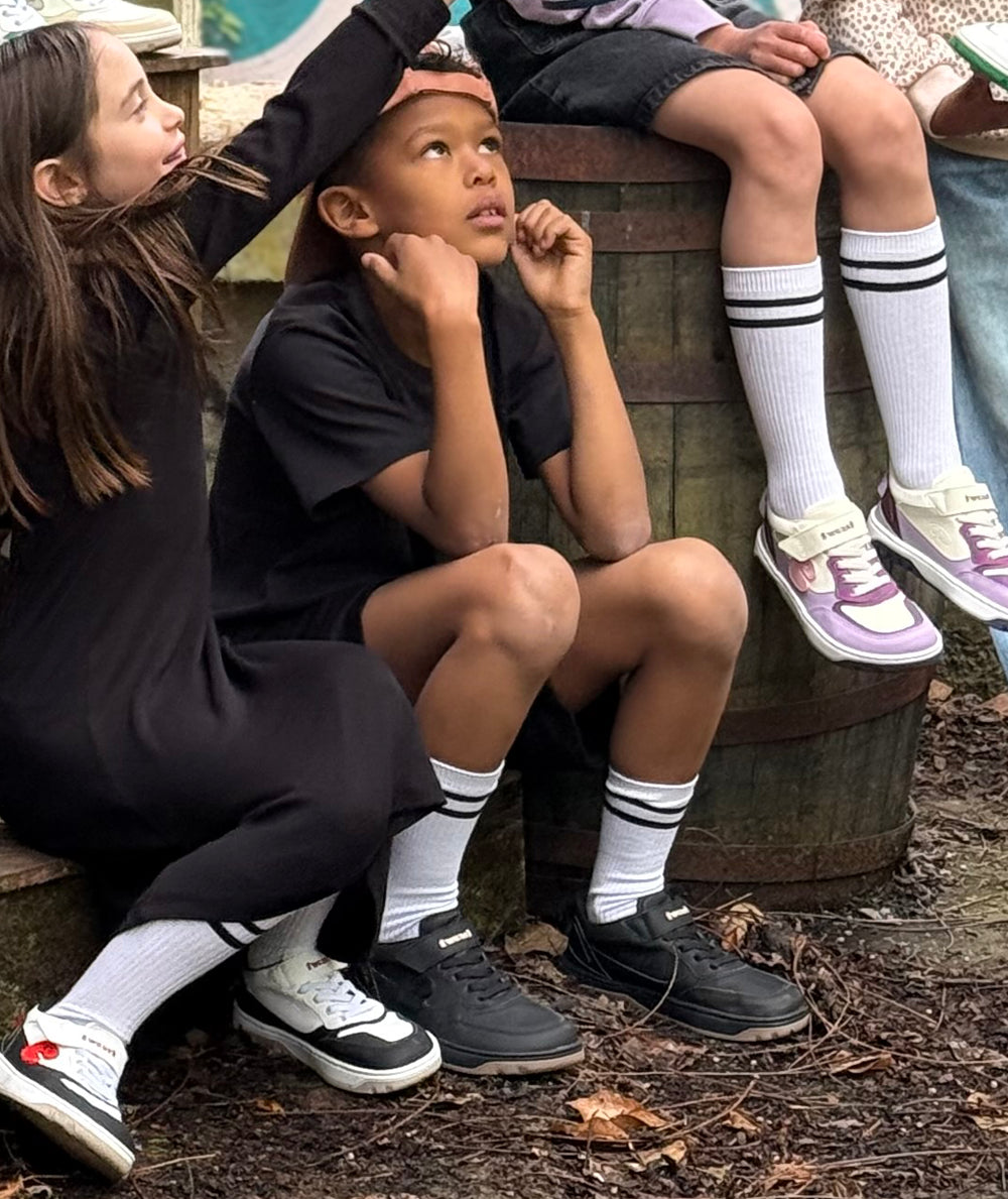 Tweest Court All Black